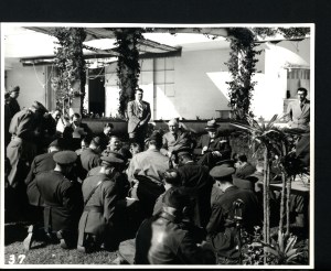 40034-fdr-talks-news-conf